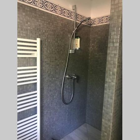 Joli Studio Au Mont St Clair Avec Vue Sur La Mer Apartment Sete Bagian luar foto